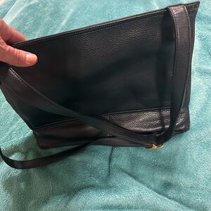 Liz Claiborne Classic Black Leather Crossbody Shoulder Bag